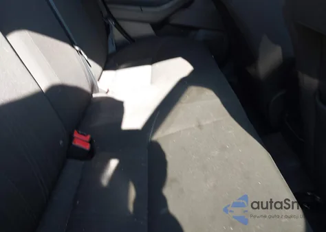 2018 Ford Focus Se from USA, damaged, VIN 1FADP3F23JL290960